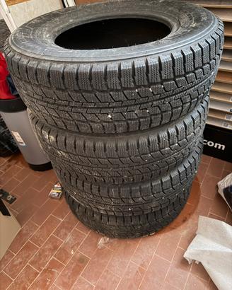 Gomme Invernali Snowlink 215/70 R15C