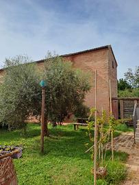 Casa singola immersa nella natura