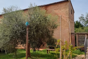 Casa singola immersa nella natura
