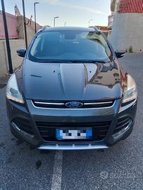 Ford Kuga modello " Titanium X "  4x4 intelligente