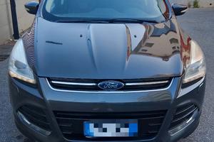 Ford Kuga modello " Titanium X "  4x4 intelligente