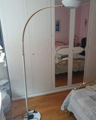 Lampada da pavimento dimmerabile