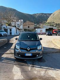 Renault Twingo anno 2018 km 55.000 per info 327941