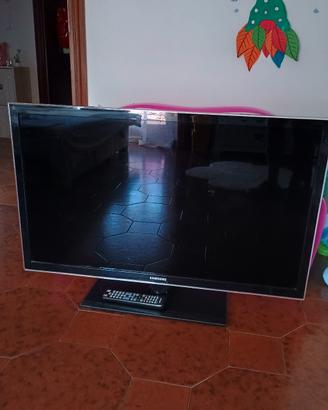 TV Samsung 40 pollici perfetto 