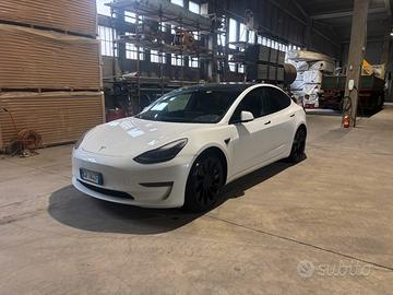 TESLA MODEL 3 performance