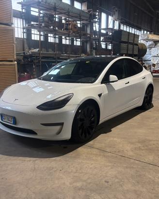 TESLA MODEL 3 performance
