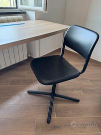 SET Scrivania IKEA LAGKAPTEN + sedia SMÄLLEN