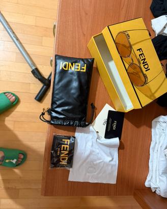 Occhiali sole Fendi