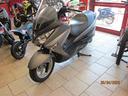 suzuki-burgman-200-scooter