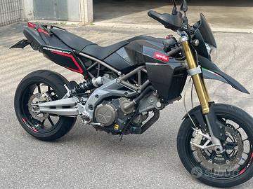 Aprilia Dorsoduro 750