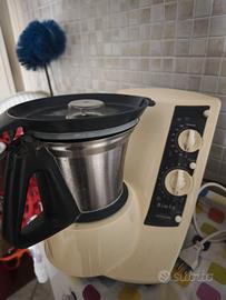 Bimby TM21 Funzionante + Varoma NUOVO + Kit Access