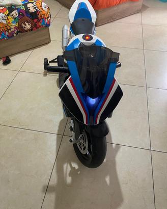 Bmw elettrica per bambini
