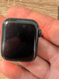 Apple Watch SE (40 mm)