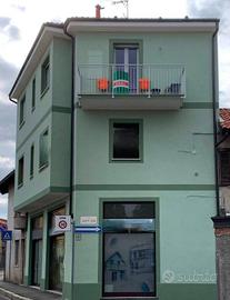 Appartamento di 70 m² con 3 locali e box auto a Pa
