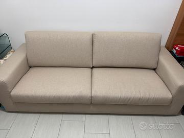 Divano marca Easy Sofas