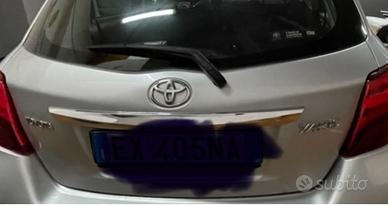 Portellone Toyota Yaris 2015