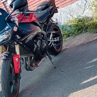 Yamaha YZF R1 - 2005