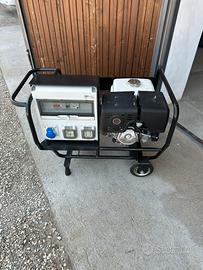 Generatore 220 v