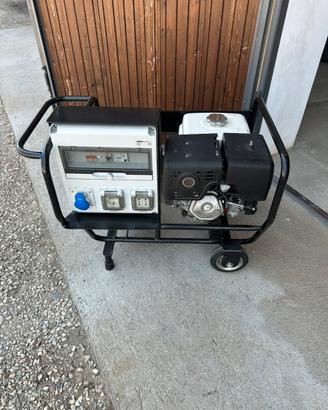 Generatore 220 v