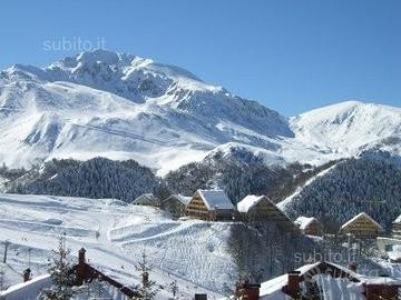 PRATONEVOSO Residence Borgo Stalle sulle piste