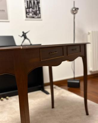 Scrittoio in legno noce con 2 cassetti