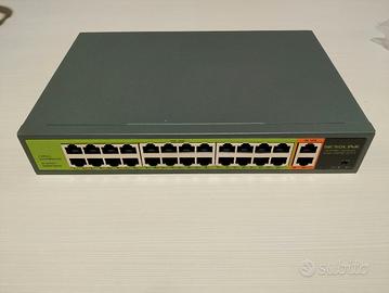 Switch PoE 24 porte + 2 Gigabit Uplink 400W