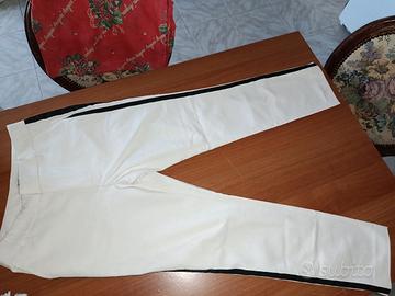 pantaloni Stradivarius  EUR 36