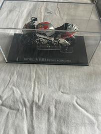 Modellino Aprilia rs3 regis laconi 2002 con teca