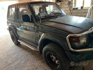 Mitsubishi Pajero 2.5