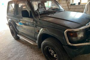 Mitsubishi Pajero 2.5