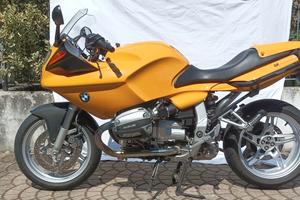 BMW R1100S