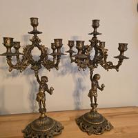 Coppia di candelabri a cinque fiamme in bronzo