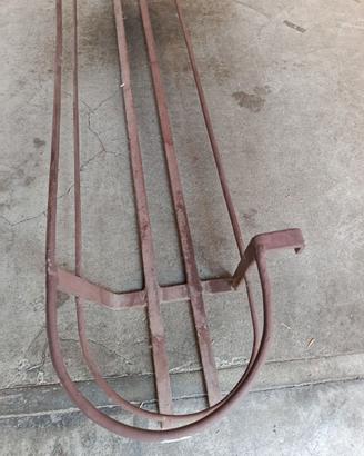 Porta vaso da balcone in ferro di 2 metri