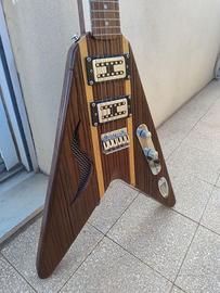 Chitarra Elettrica di Liuteria Romana Flying V