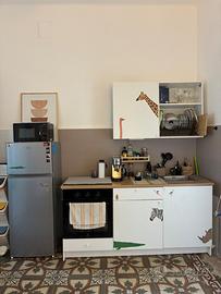 MOBILI E ARREDAMENTO COMPLETO – BUONE CON