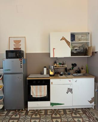 MOBILI E ARREDAMENTO COMPLETO – BUONE CON