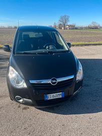 Opel Agila II Serie 1.0 12V 68 CV benzina