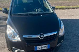 Opel Agila II Serie 1.0 12V 68 CV benzina