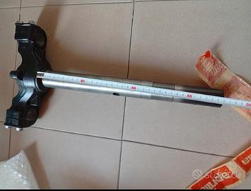 piastra per forcella Aprilia sportcity