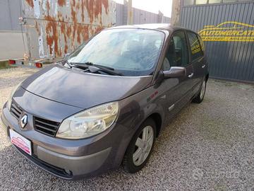 RENAULT Scenic 1.5 dCi/100CV Confort Dynamique