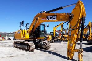 Hydraulic excavator JCB JS 220 NLC4F * 2425447 *