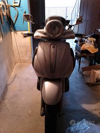 Piaggio Beverly 500