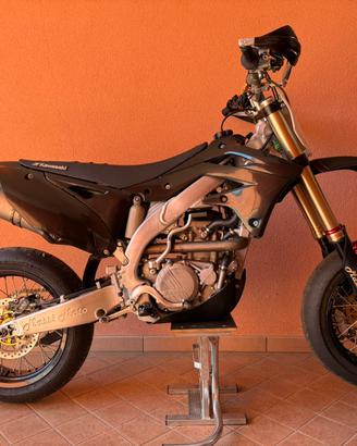 Motard pronto pista Kawasaki
