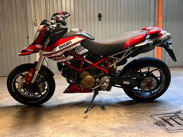 Ducati hypermotard 1100
