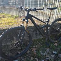 MTB CUBE 29 carbonio taglia M Fox Kashima