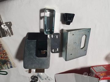 serratura  elettrica  cisa per cancello 