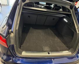 AUDI A4 5ª serie - 2023