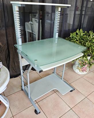Mobiletto porta computer 