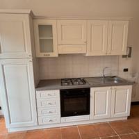 Cucina completa di elettrodomestici come nuova
