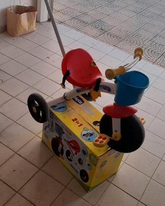 triciclo per bambini